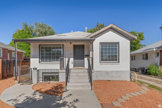 977 S 300 E
                     MLS #2163404