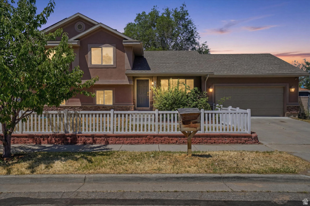 307 N Marion St
                     MLS #2163472