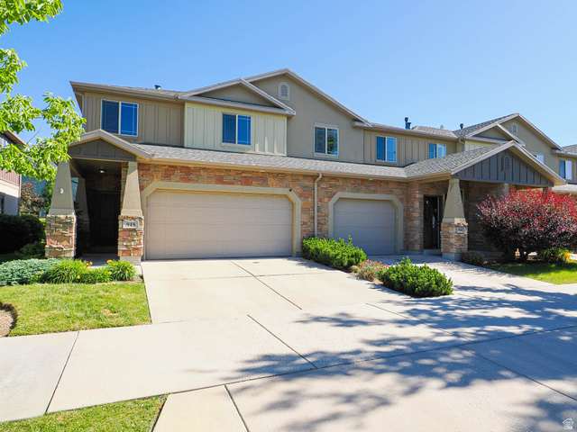 948 W Village Ln
                     MLS #2163480