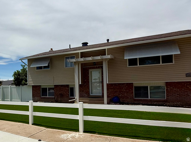 2224 S 100 W
                     MLS #2163517