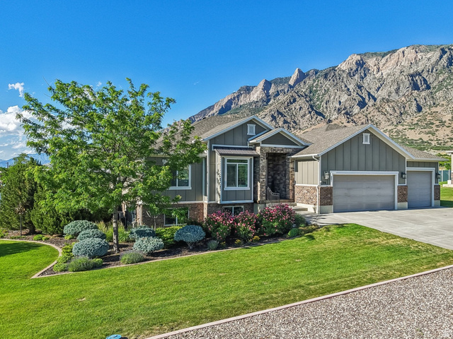 716 W 7950 S
                     MLS #2163527