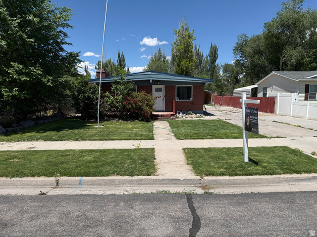 Main photo for 282 W 100 N