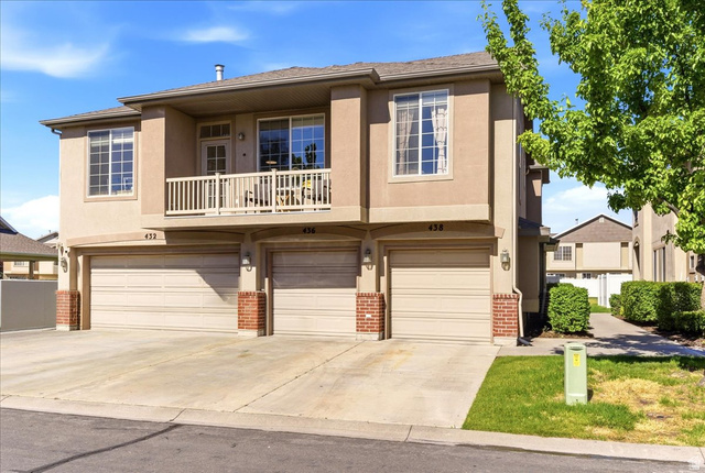 Main photo for 438  Kent Dr