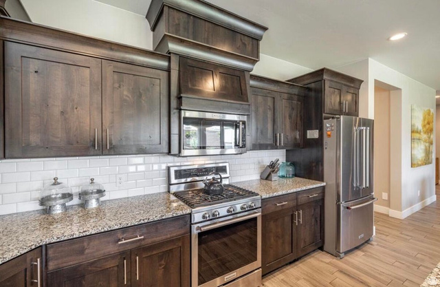Property in St. George - View 8