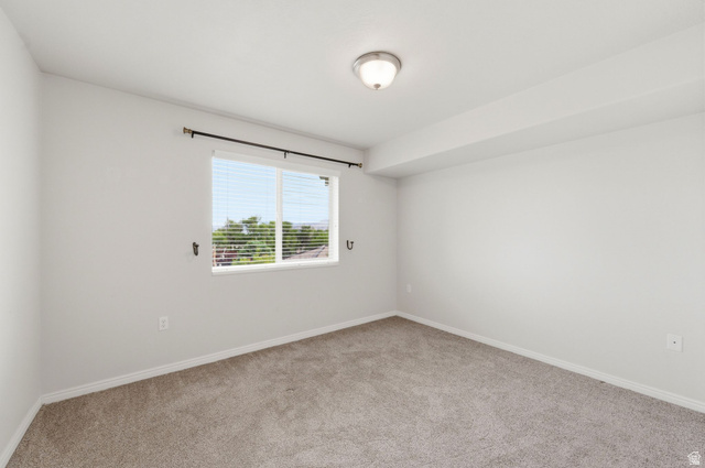 Property in Cottonwood Heights - View 19