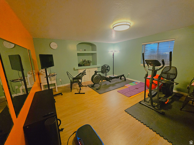 Property in Layton - View 25