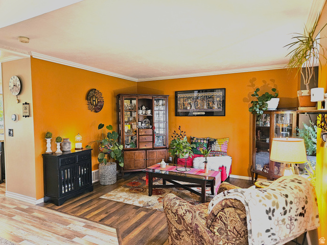 Property in Layton - View 6