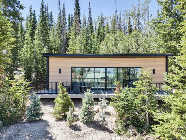 326  Ridgeview St
                     MLS #2163610