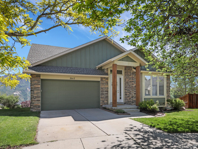 2017 E Aspen Grove Ct
                     MLS #2163657