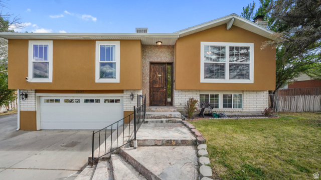 2809 W Gilbert Dr
                     MLS #2163704