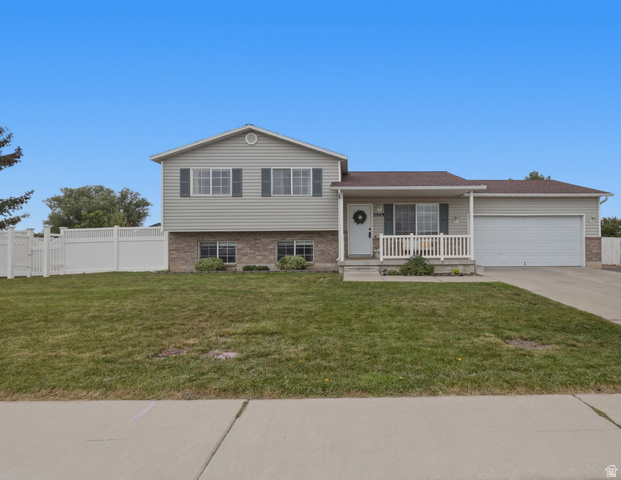 2049 W 1835 N
                     MLS #2163773