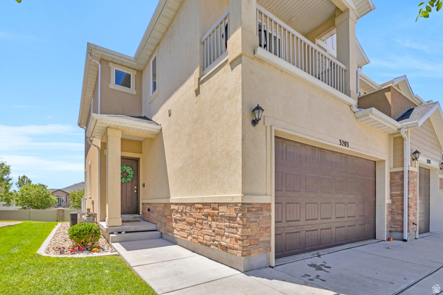3203 W Prairie Grass Dr
                     MLS #2163899