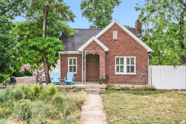 206 S 100 W
                     MLS #2163928