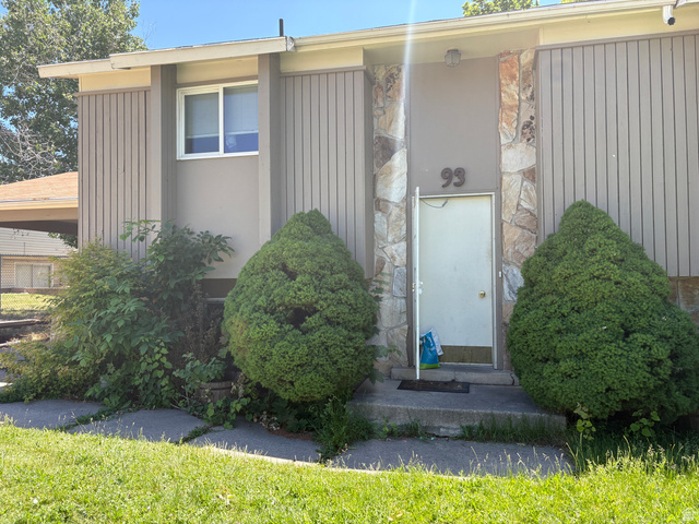 93 W 400 S
                     MLS #2163931