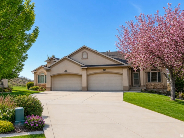 Main photo for 209  Edgewood Cir