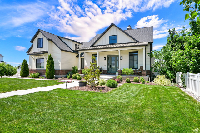 151 N Welden Way
                     MLS #2164001