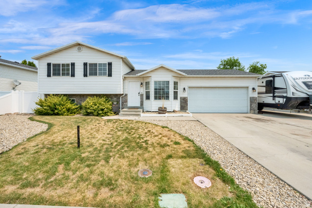 597 S 1500 W
                     MLS #2164080