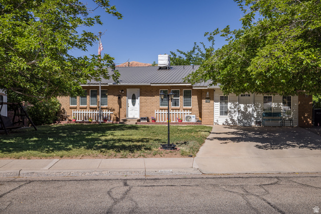 571  Mivida Dr
                     MLS #2164437