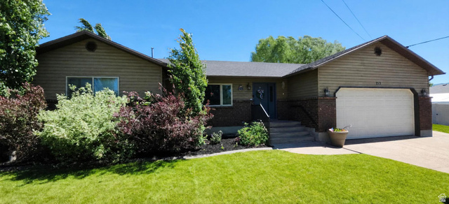 Main photo for 153 W 100 N