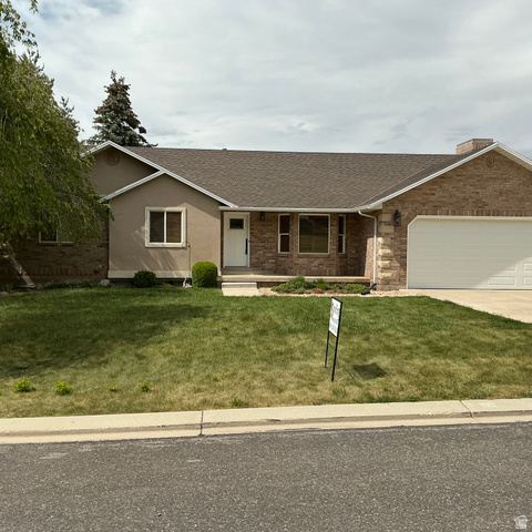 Main photo for 579 E Fremont Way