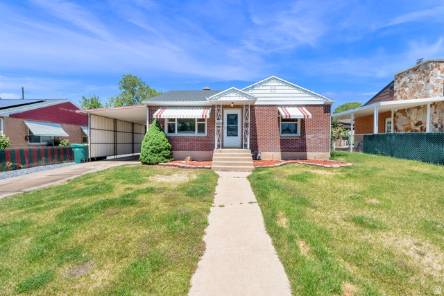 565 E 400 S
                     MLS #2164613