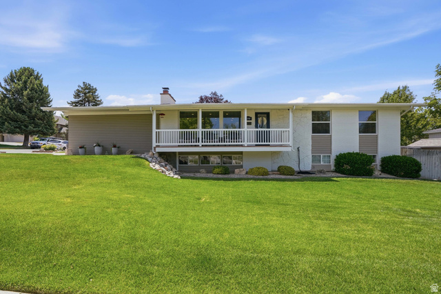 2590 E Country Ave
                     MLS #2164621