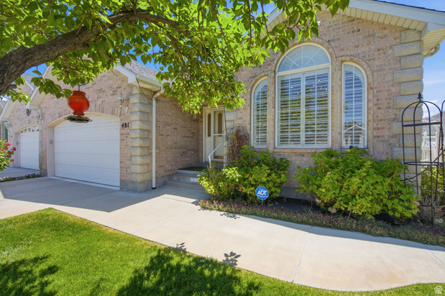 481 W 40 N
                     MLS #2164682