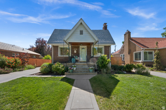 2736 S Beverly St
                     MLS #2164714