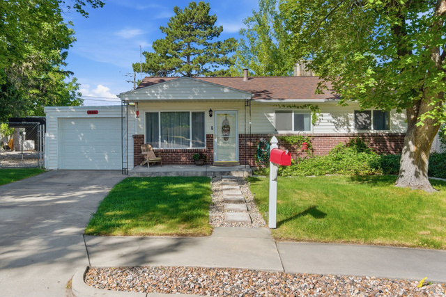 446 S 450 W
                     MLS #2164726