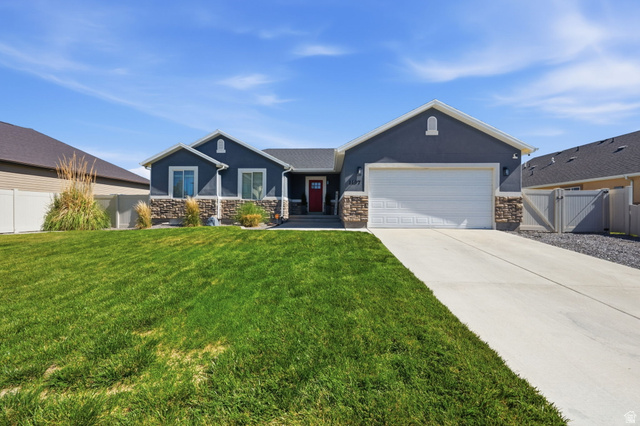 1197 E Raven Way
                     MLS #2164764