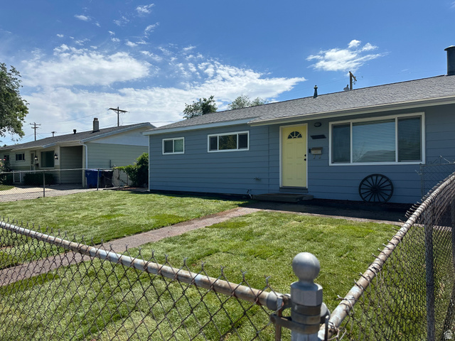 5160 S Charlotte Ave
                     MLS #2164786