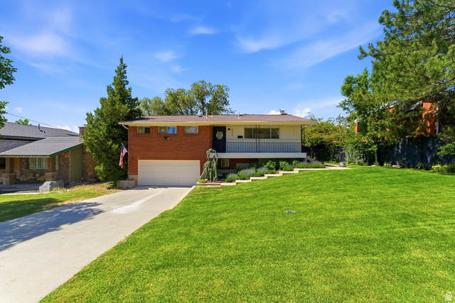 3035 E Nila Way
                     MLS #2164796