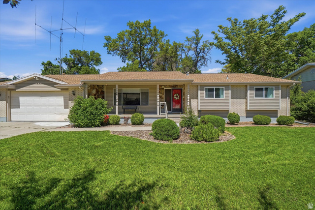 2570 W Blake Dr
                     MLS #2164870