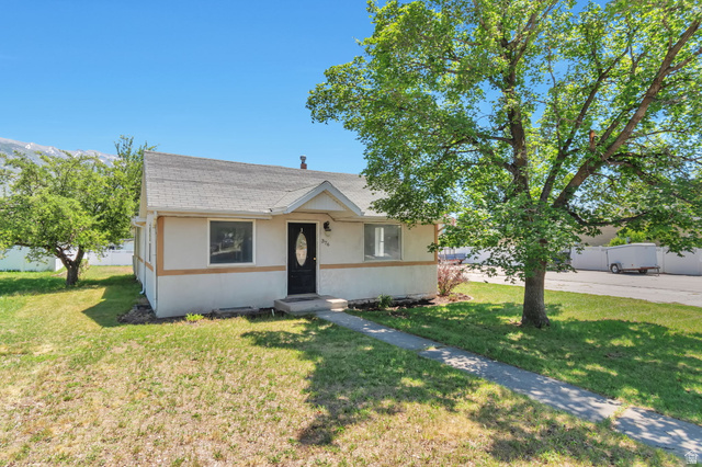 376 N 900 E
                     MLS #2164872