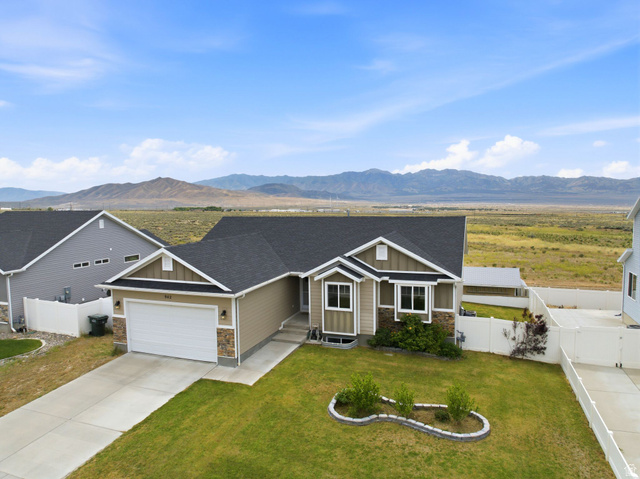 942 S 1050 W
                     MLS #2164880