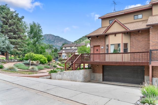7977 S Sunnyoak Cir
                     MLS #2165142