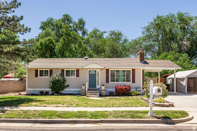 10574 S Crocus St
                     MLS #2165147