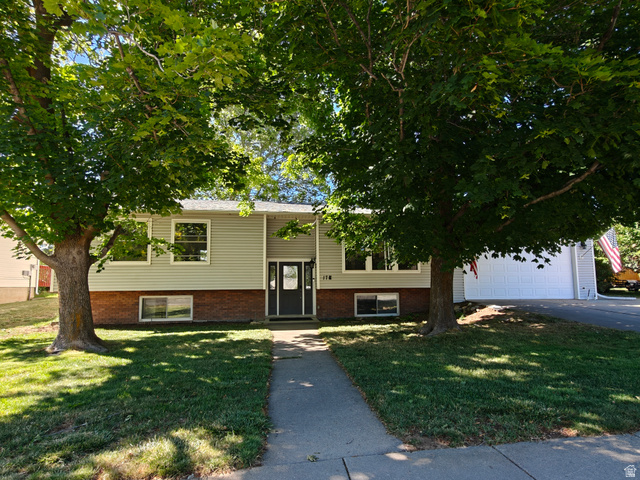 17 E Monticello Dr
                     MLS #2165188