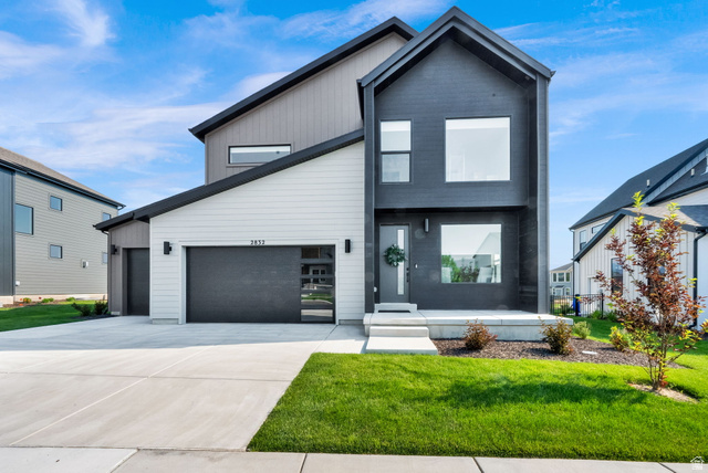 2832 E Hayloft Ln
                     MLS #2165238