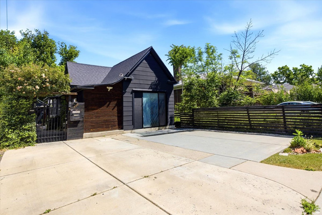 349 E Hampton Ave
                     MLS #2165282