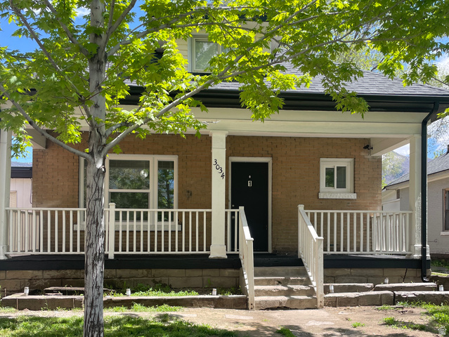 3030  Porter Ave
                     MLS #2165290