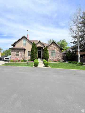 1442 S Main
                     MLS #2165328