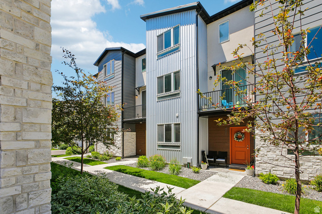 407 S 980 W
                     MLS #2165419