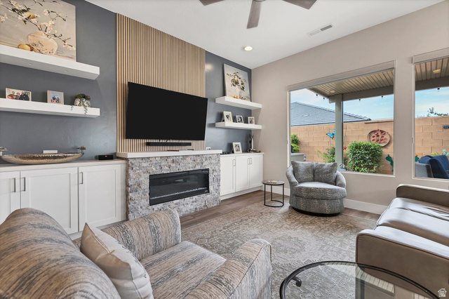 1151 W Graham Dr
                     MLS #2165509