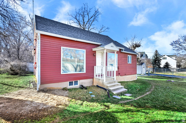 895  Sullivan Rd
                     MLS #2165536