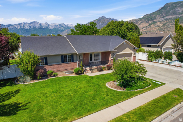 963 E Murdock Dr
                     MLS #2165573