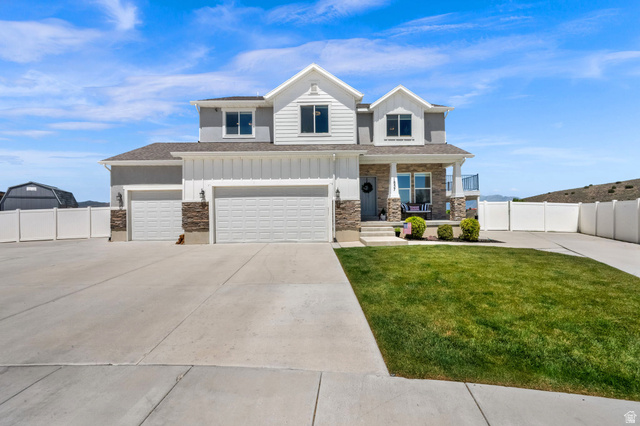 1857 E Thunder Gulch Rd
                     MLS #2165575