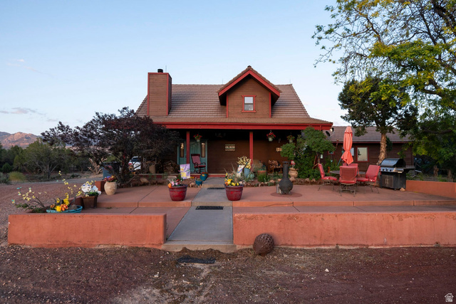 1688  Dammeron Dr
                     MLS #2165583