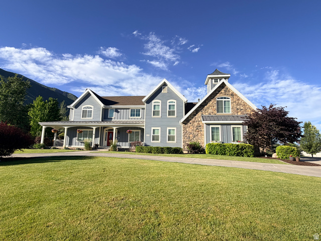 672 E Perry Holow Dr
                     MLS #2165646