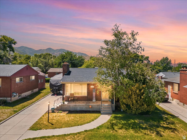 3136 S Dayton St
                     MLS #2165663